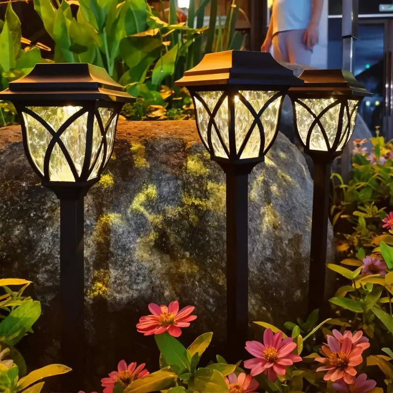 Agira Outdoor Garden Lamp