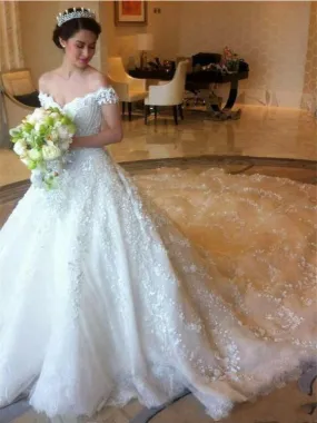 Ball Gown Wedding Dresses Romantic Long Train Luxury Lace Big Bridal Gown JKW197