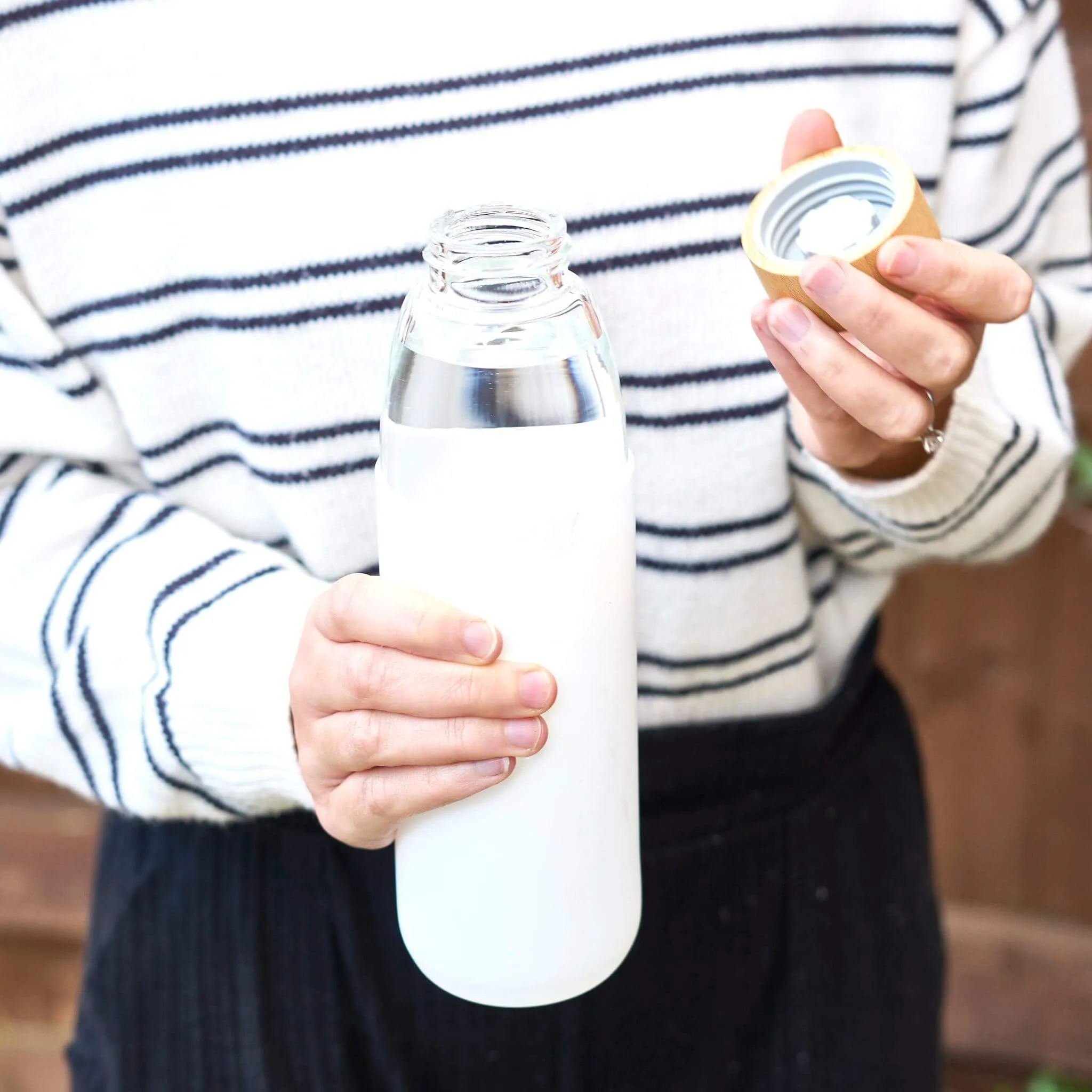 Glass Water Bottle with Bamboo Lid & Coloured Silicone Sleeve 540ml Assorted Colours BPA FREE