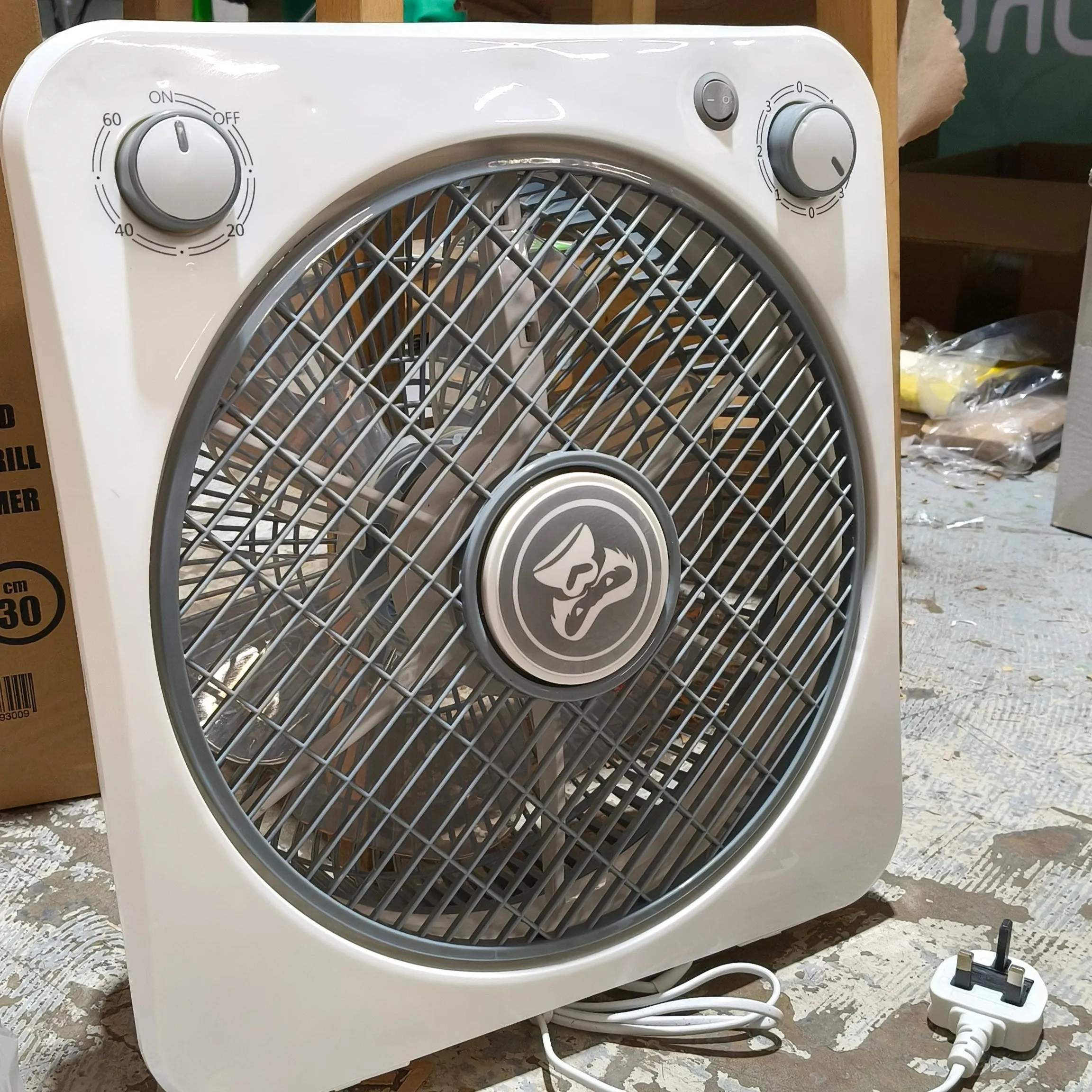 Gorilla Circulating Floor Box Fan 3 Speeds - 30cm