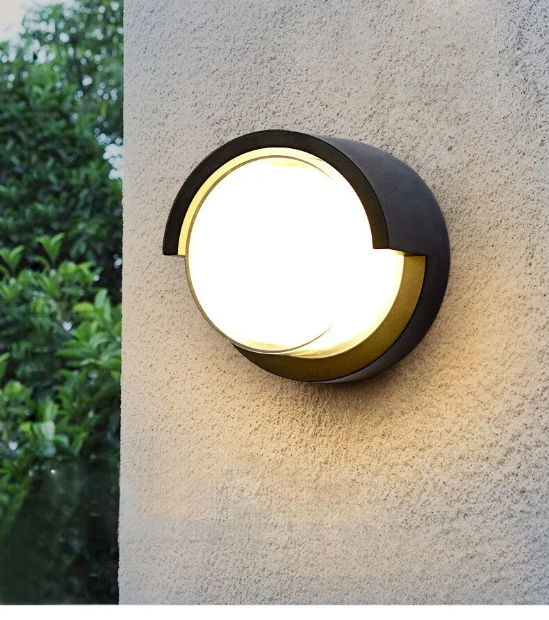 Jumelles Outdoor Sconce