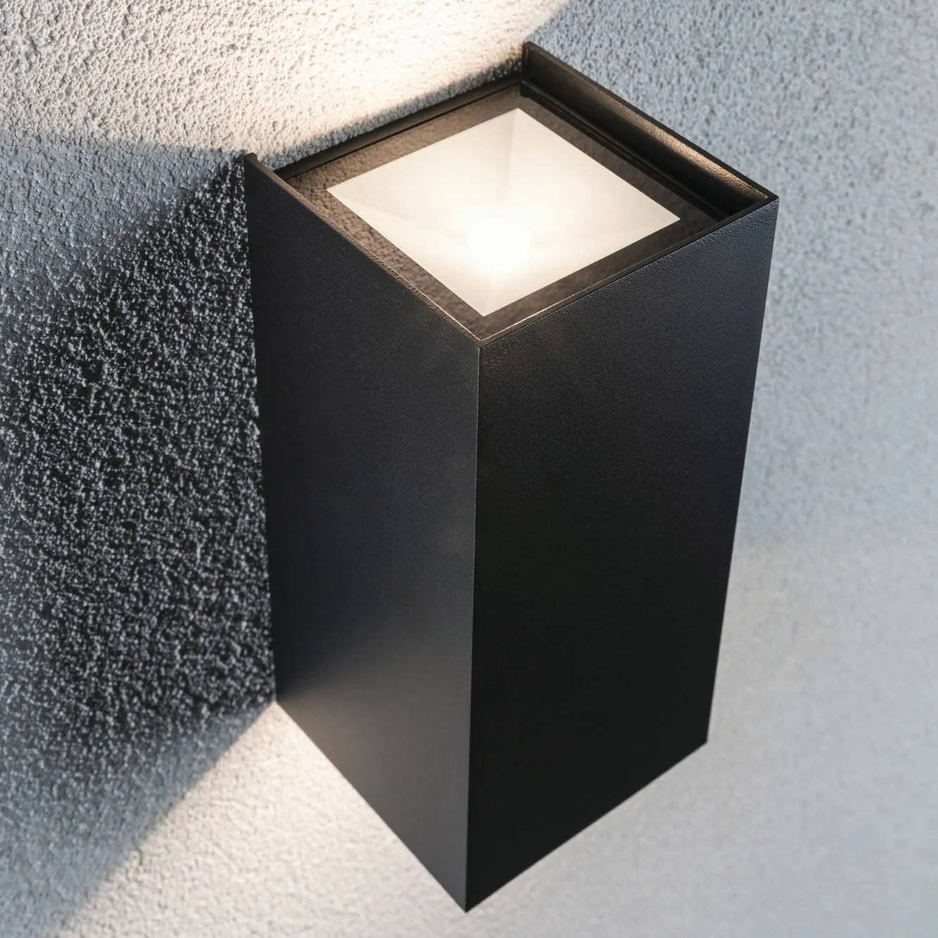 Outdoor Flame 13.2W LED Large Wall Light in Anthracite