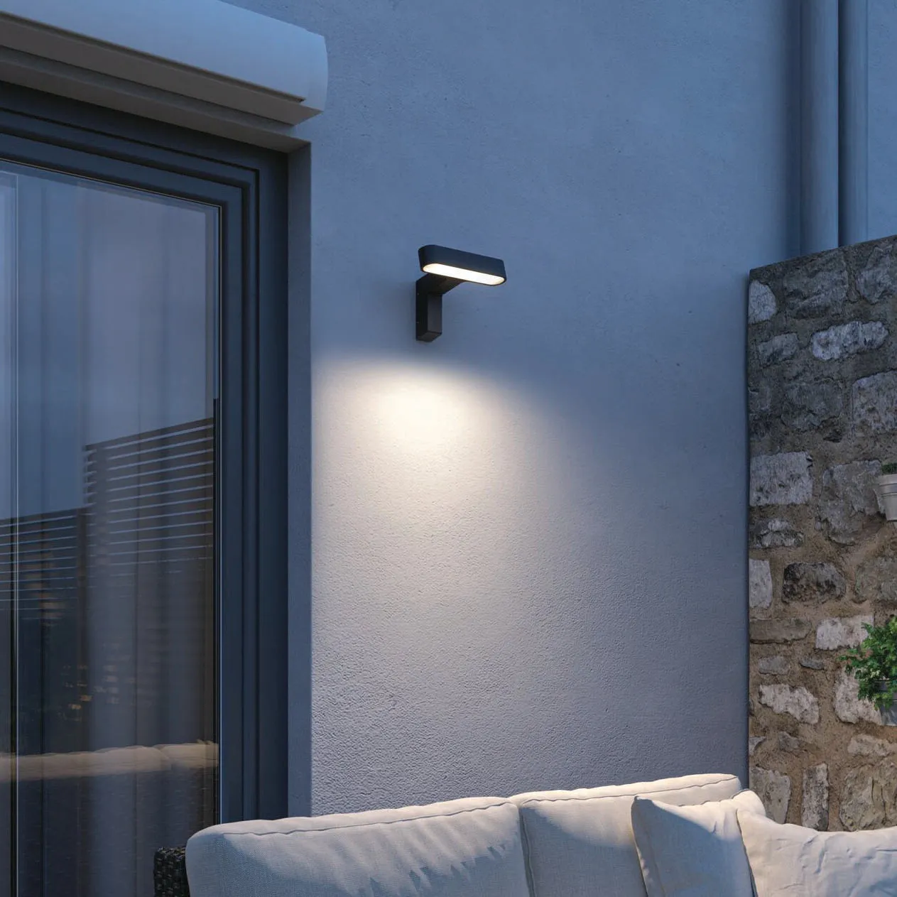 Outdoor Ito 7.5W LED Horizontal Wall Light with Motion Detection in Anthracite