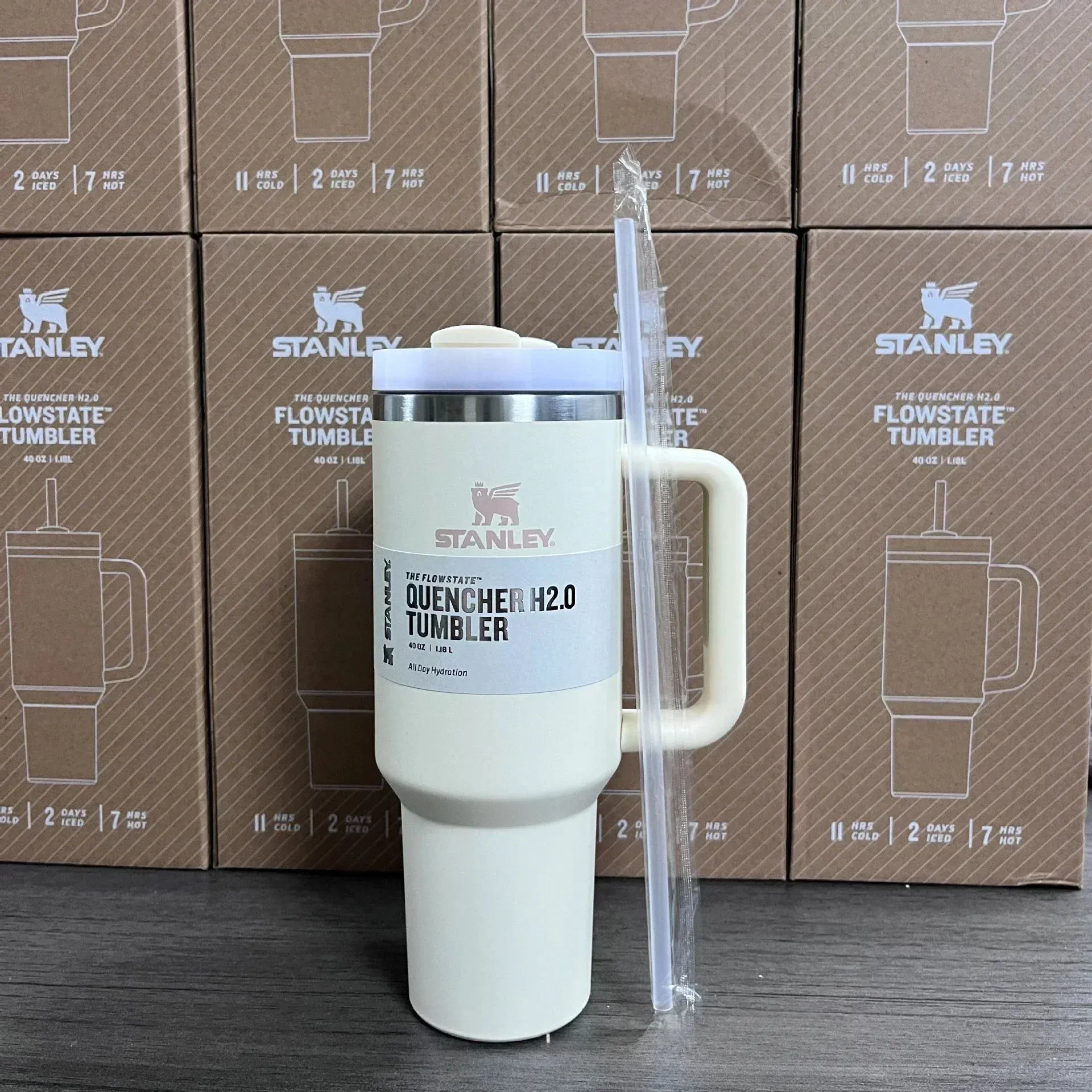 Stanley Christmas 40oz/1.1L Quengher H2.0 Tumbler With Handle Stainless Steel Coffee Termos Cup Car Mugs vacuum cup